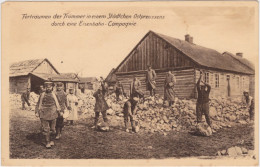 Ostpreußen (allgemein) Soldaten Beräumen Trümmer In Einer Stadt Im Ostpreußen 1917  - Ostpreussen
