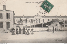 Z25- 33) LANGON (GIRONDE) L ' ECOLE  - (ANIMEE) - Langon