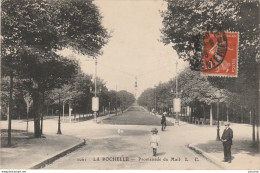 Z19-17) LA ROCHELLE - PROMENADE DU MAIL - (ANIMEE)  - La Rochelle