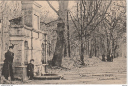 Z17- 47) NÉRAC -  FONTAINE DU DAUPHIN - (ANIMEE - 2 SCANS) - Nerac