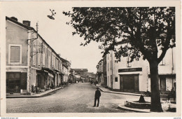 Z32- 32) EAUZE (GERS) RUE DE NOGARO  - ( PETITE ANIMATION - 2 SCANS ) - Andere & Zonder Classificatie