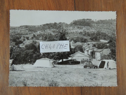 LE POMPIDOU - TERRAIN DE CAMPING - LOZERE - VOITURES DE TOURISME ANNEES 1950 - 2 CV DAUPHINE - Other & Unclassified