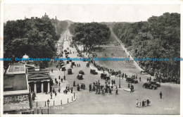 R676815 London. Rotten Row. Hyde Park. Valentine. Silveresque. 1946 - Monde