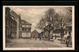 AK Nideggen I. Eifel, Anwohner Auf Dem Marktplatz  - Autres & Non Classés