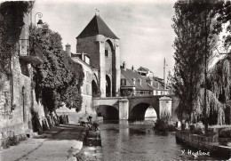 77-MORET SUR LOING-N°3942-C/0201 - Moret Sur Loing