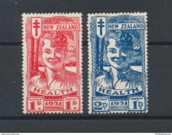 1931 NEW ZEALAND - Stanley Gibbons N. 546-47 - Health Stamps - MH* - Andere & Zonder Classificatie