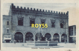 Marche-pesaro Palazzo Ducale Veduta Piazza Portici Salone Di Bellezza Animata Fine Anni 20 (f.piccolo) - Pesaro