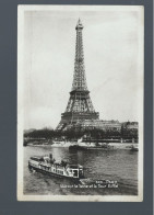 CPA - 75 - Paris - Vue Sur La Seine Et La Tour Eiffel - Circulée - Tour Eiffel