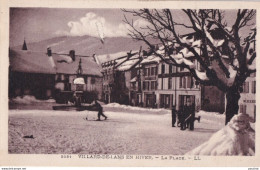 X14-38) VILLARD DE LANS EN HIVER -  LA PLACE  - 1933 - ( 2 SCANS ) - Villard-de-Lans