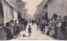 X9-47) CASTILLONNES (LOT ET GARONNE) LA GRAND  RUE  - TRES  ANIMEE - HABITANTS  - ( 2 SCANS ) - Other & Unclassified