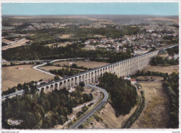 X8-52) CHAUMONT - VUE AERIENNE DU VIADUC - HAUTEUR : 53 M. - LONGUEUR : 654 M.  ( 2 SCANS ) - Chaumont