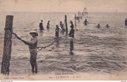 X4-44) LA BAULE - COTE D ' AMOUR - LE BAIN AVEC LA CORDE - 1916  - (  2 SCANS )  - La Baule-Escoublac