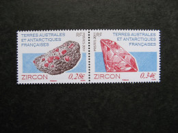 TAAF:  TB Paire N° 578 Et N° 579, Neufs XX. - Unused Stamps