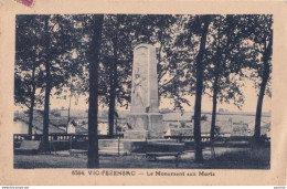 X20-32) VIC FEZENSAC (GERS)  LE MONUMENT AUX MORTS - 1932 - ( 2 SCANS ) - Vic-Fezensac
