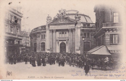 Y16-75) PARIS - LA BOURSE DU COMMERCE - TRES ANIMEE  - 1902 - (  2 SCANS ) - District 01