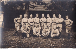 Y8-38) VIENNE - LE 24 OCTOBRE 1920 - CARTE PHOTO - UN GROUPE DE MILITAIRES - ( 2 SCANS ) - Vienne