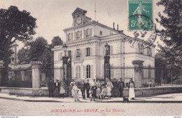 Y7-92) BOULOGNE SEINE - LA MAIRIE -  ANIMEE - HABITANTS - 1910 - Boulogne Billancourt