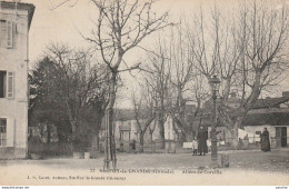 Y2-33) SAINTE FOY LA GRANDE (GIRONDE) ALLEES DE COREILLE - ( ANIMEE - 2 SCANS ) - Autres & Non Classés