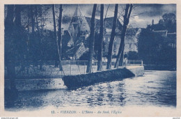 Y26-18) VIERZON (CHER) L ' YEVRE - AU FOND , L ' EGLISE - CLAIR DE LUNE - 1927 - ( 2 SCANS ) - Vierzon