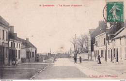 Y19-80) LONGUEAU (SOMME) LA ROUTE D ' AMIENS - ANIMEE - HABITANTS -1907 - Longueau