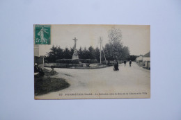 NOIRMOUTIER   -  85  -   Le Calvaire Entre Le Bois De La Chaize Et La Ville   -  Vendée - Noirmoutier