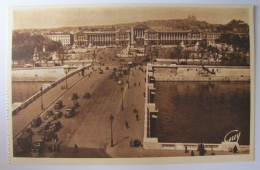 FRANCE - PARIS - Pont Et Place De La Concorde - Bridges