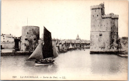 17 LA ROCHELLE - Sortie Du Port [REF/S007436] - Sonstige & Ohne Zuordnung