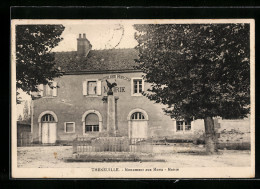 CPA Theneuille, Monument Aux Morts, Mairie  - Other & Unclassified