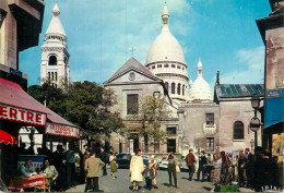 France Paris Eglise Saint Pierre De Montmartre & Coupoles Du Sacre Coeur - Kerken