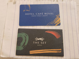 UNITED KINGDOM-THE SET-(ROM NUMBER428 In Folder)-hotal Key Card-(1115)-used Card - Hotelsleutels (kaarten)