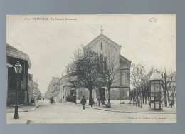 CPA - 38 - Grenoble - Le Temple Protestant - Animée - Circulée - Grenoble