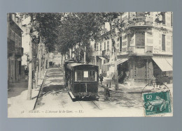 CPA - 03 - Vichy - L'Avenue De La Gare - Animée  - Tramway Au Premier Plan - Circulée - Vichy