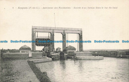 R677481 Arques. Ascenseur Des Fontinettes. Entree D Un Bateau Dans Le Bac Du Hau - World