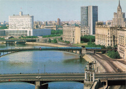 RUSSIE - Moscu - Panorama De Malecones Smalénskaia Y Krasnoprésnenskaia - Vue Sur Le Pont - Animé - Carte Postale - Russie