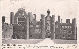 London  - First Green Court - Hampton Court Palace - 1904 - Autres & Non Classés