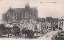 57 - METZ - Cathedrale Vue Du Temple - Metz