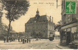 94 IVRY LA MAIRIE ANIMEE - Ivry Sur Seine