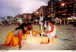 COPPACABANA LA PLAGE S'ENFLAMME POUR RENDRE HOMMAGE A LA DEESSE DE LA MER N° 6 PHOTO DE PRESSE ANGELI - Amerika