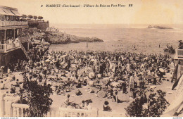 64 BIARRITZ L'HEURE DU BAIN AU PORT VIEUX - Biarritz