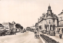 14 TROUVILLE LA MAIRIE ET LE CASINO - Trouville