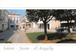 17 SAINT JEAN D ANGELY - Saint-Jean-d'Angely