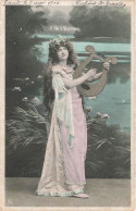 FANTAISIES - Femme - Femme Au Bord D'un Lac Ave Une Harpe - Carte Postale Ancienne - Femmes