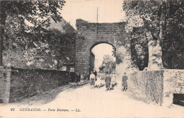 44 GUERANDE PORTE BISIENNE - Guérande