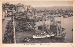 29 DOUARNENEZ LE PORT - Douarnenez