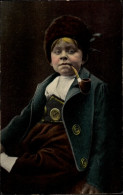 CPA Rauchendes Kind, Pfeife, Portrait In Tracht - Autres & Non Classés
