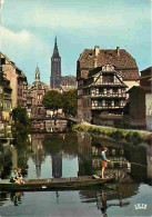 67 - Strasbourg - La Petite France Et La Cathédrale - Barque - Pecheur à La Ligne - CPM - Voir Scans Recto-Verso - Strasbourg