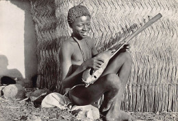 Cameroun - Musicien Fali - TAILLE DE LA CARTE POSTALE 15 Cm. Par 10 Cm. - POSTCARD SIZE 15 Cm. By 10 Cm. (5.9 In By 3.9  - Cameroon