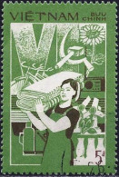 Vietnam 1987 - Mi 1883 - YT 854F ( Worker Tectile ) - Viêt-Nam