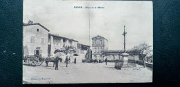 30 , Dions , La Place De La Mairie En 1910 - Autres & Non Classés