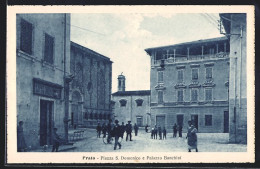 Cartolina Prato, Piazza S. Domenico E Palazzo Banchini  - Prato
